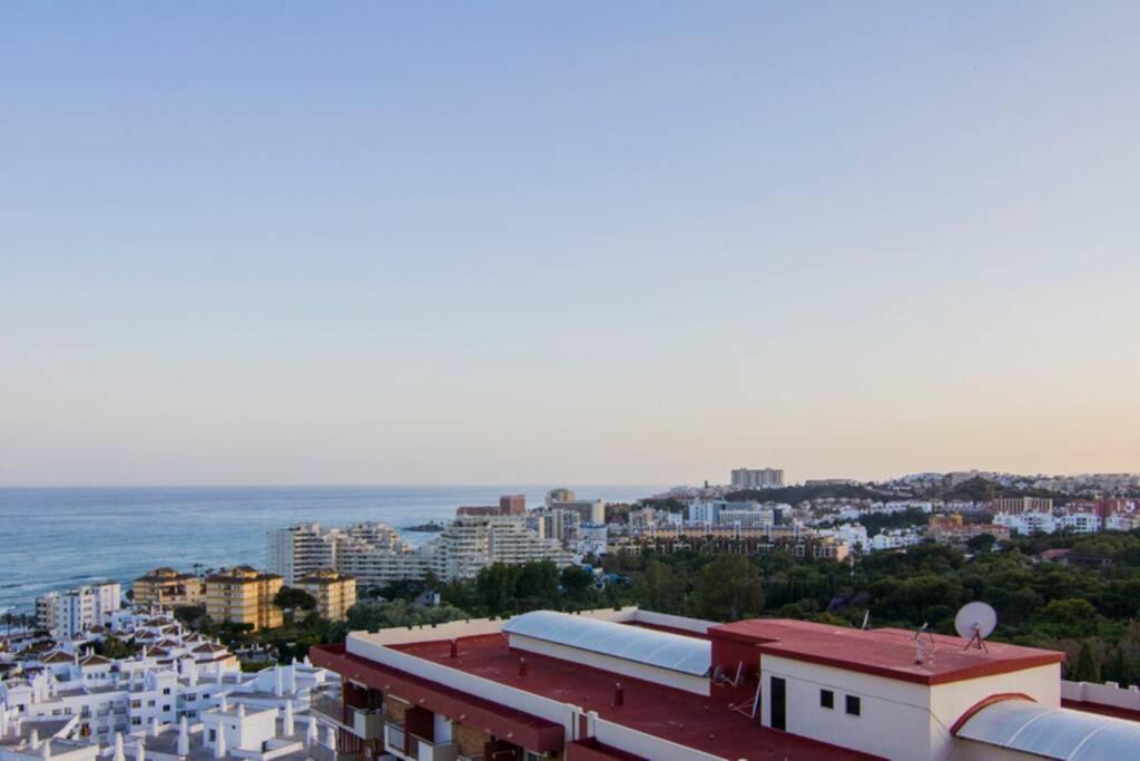 Benalmádena estudio JJupiter 250 m del mar con vistas al mar piscinas Exterior foto